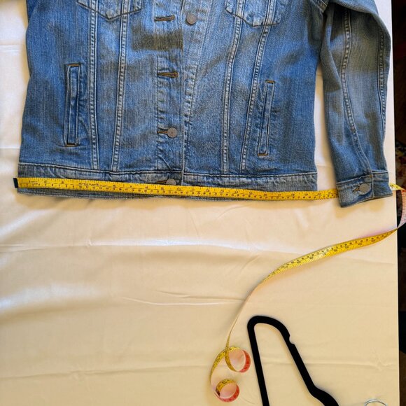 Levi's Women's Denim Jacket Size Large EUC - Picture 11 of 11